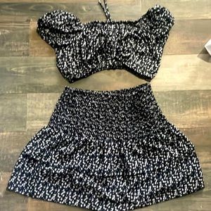 Two piece skirt set with crop